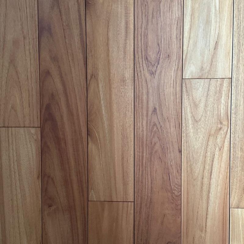 "Teak Oil"- Massiv Teak Parket