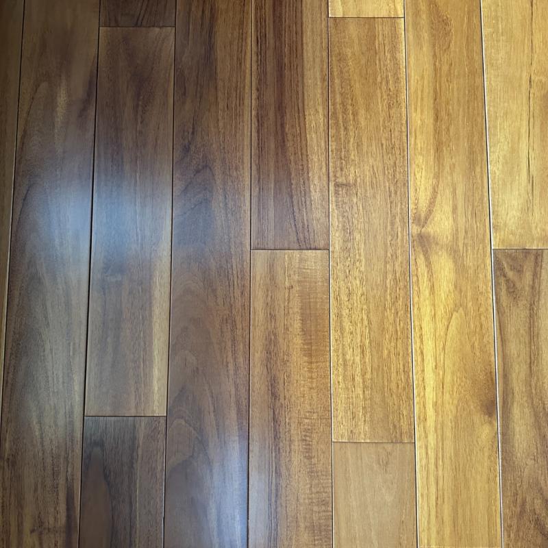 "Teak Solid"- Massiv Teak parket